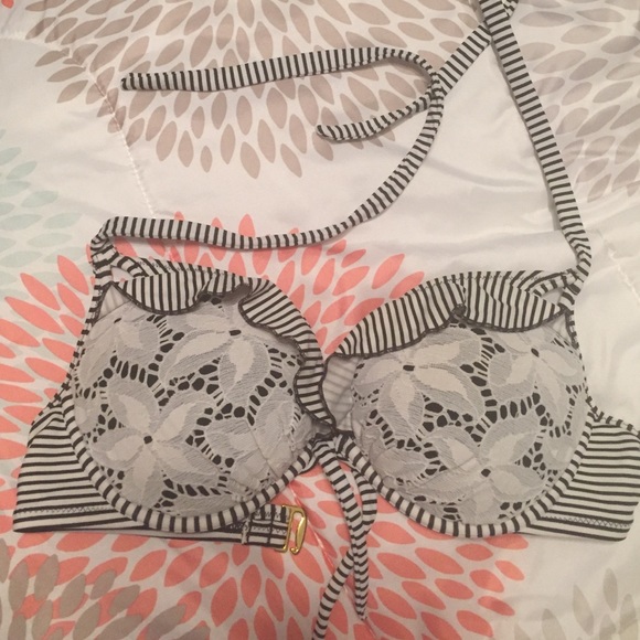 VS bathing suit top