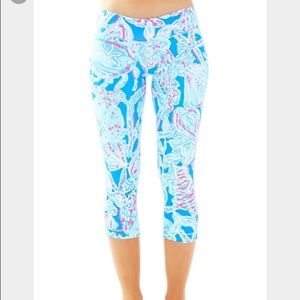 NWT Lilly Pulitzer Into The Deep Luxletic pants