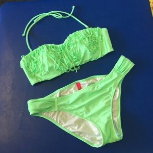 VICTORIA's secret two pice bathing suit
