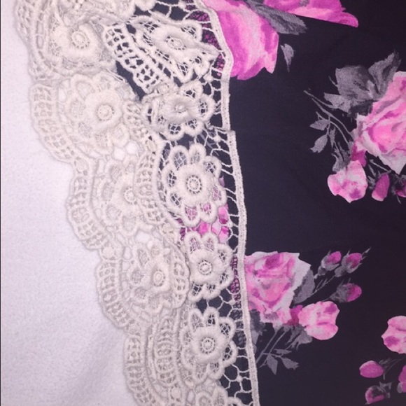 SOLD on Ⓜ️ercari❌ floral soft shorts - Picture 2 of 2