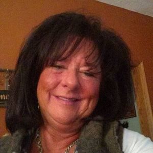 Meet your Posher, Joni