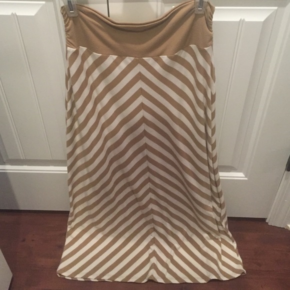 Comfy maxi skirt!
