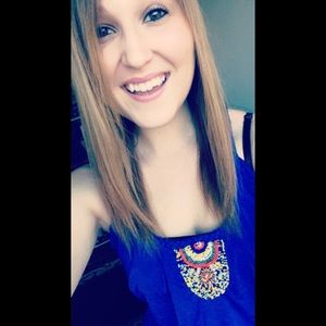 Meet your Posher, Ashley