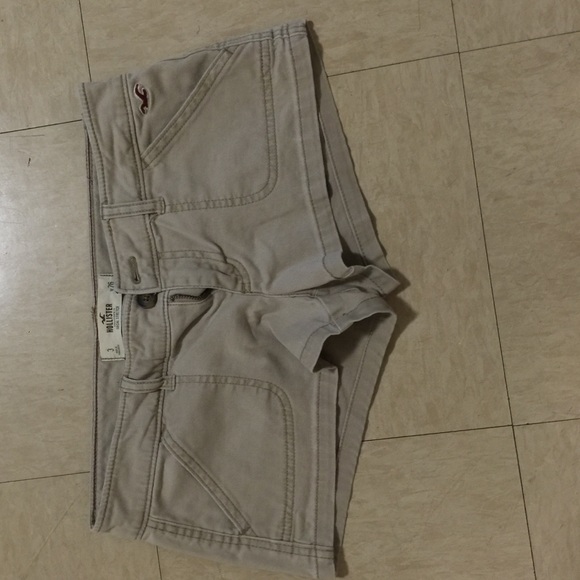 Hollister Khaki Shorts