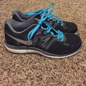 Nike Duel Fusion Tennis Shoes