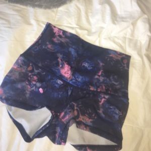 Lululemon boogie shorts