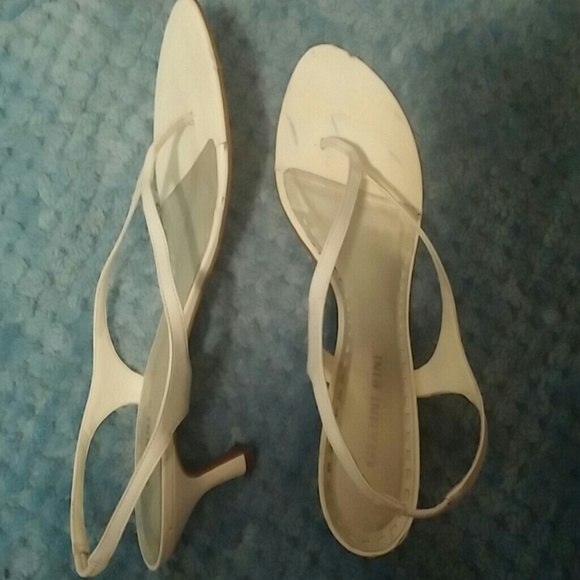 Gianni Bini Flip flop Heels - Picture 3 of 4