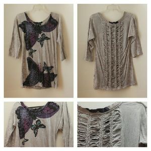 Buffalo butterfly graphicT with cut back