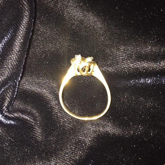 Diamond ring - Picture 2 of 2