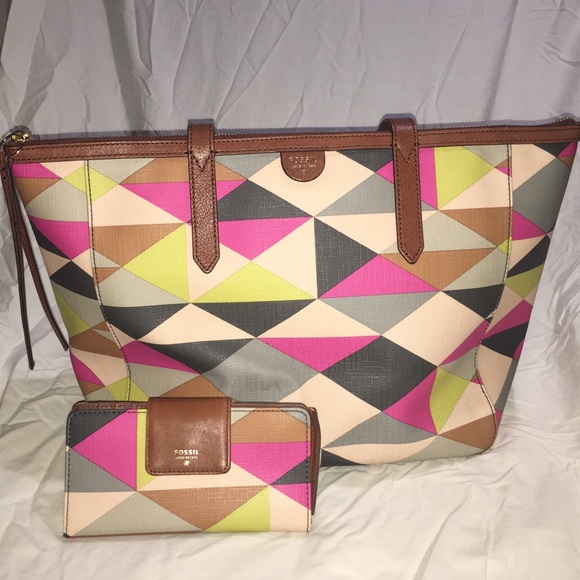 Fossil Large Shoulder Bag with Matching Wallet