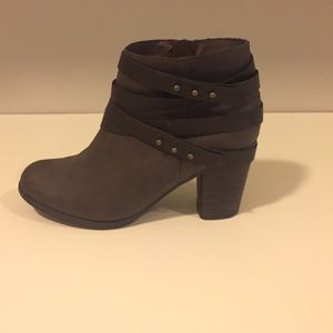 Brown faux leather motorcycle booties