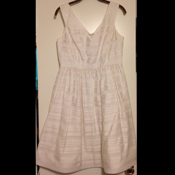 EUC Lilly Pulitzer Kiera Stripe Dress in white
