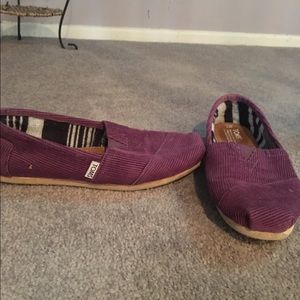 Purple toms