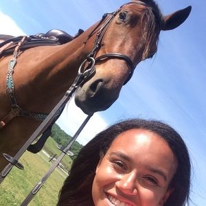 Meet your Posher, Hope