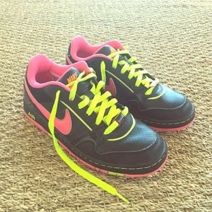 Nike Air Neon Kicks!