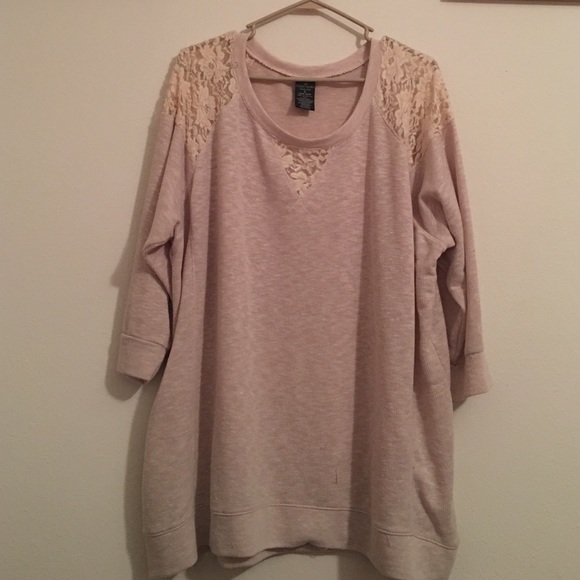 Oversized 3/4 length sweater
