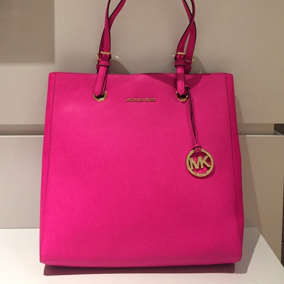 Michael Kors Handbags - Michael Kors Pink Tote
