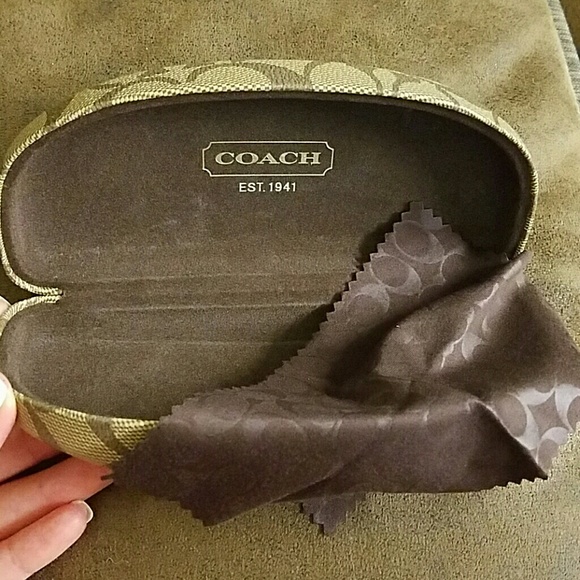 Coach sunglasses case brand new - Picture 1 of 3