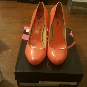 Peach color pump