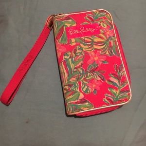Lilly Pulitzer wristlet