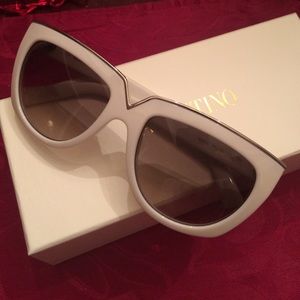 Authentic Valentino Fashion Sunglasses