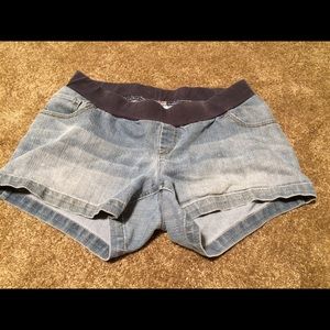Oh Baby! Maternity shorts.
