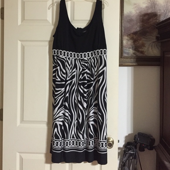 22W Black and White Plus Summer Dress