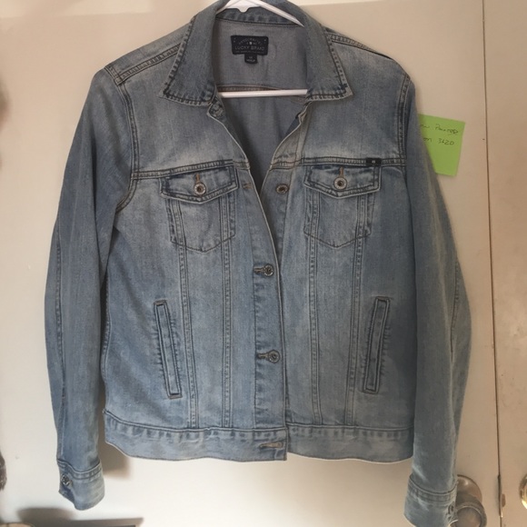 Light wash denim jacket size M