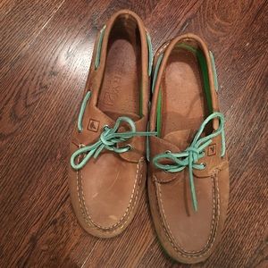 Sperry Topsiders