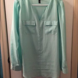 Light blue top! Size large