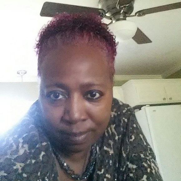 Meet your Posher, Debrah - Picture 1 of 1