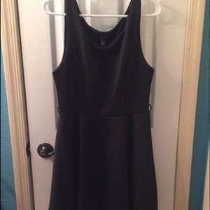 Forever 21 black dress! Size large