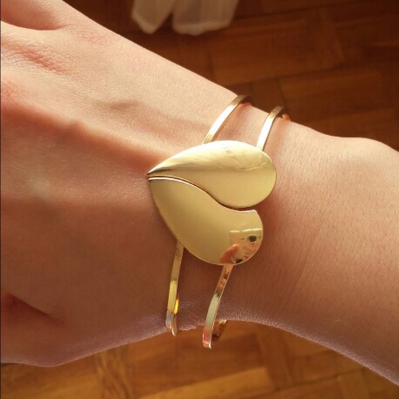 (i3) Heart Bangle - Picture 2 of 4