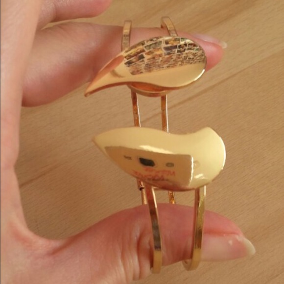 (i3) Heart Bangle - Picture 3 of 4