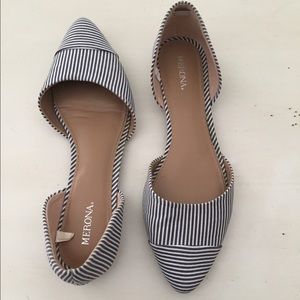 Pointed toe flats