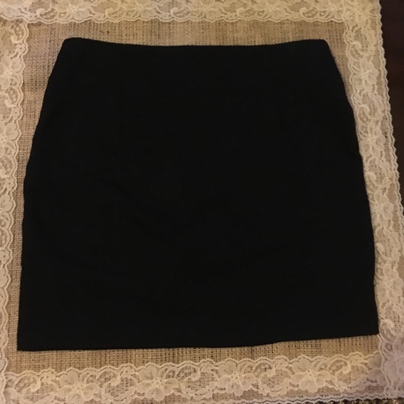 Basic House skirt - Picture 3 of 4