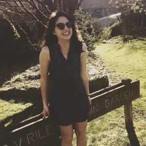 Meet your Posher, Olyvia