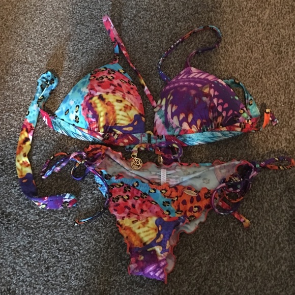 Luli fama bikini