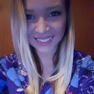 Meet your Posher, Crystal