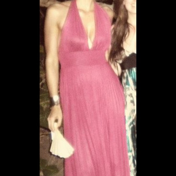 🌺Halter deep V neck open back maxi dress