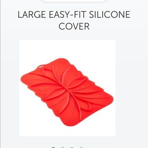 Pampered Chef silicone cover