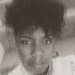 Meet your Posher, Lakisha