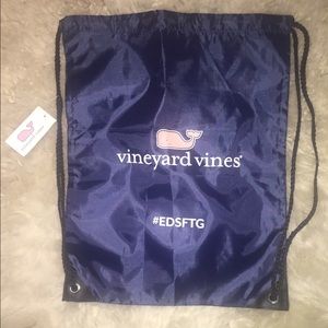 Vineyard Vines draw string bag