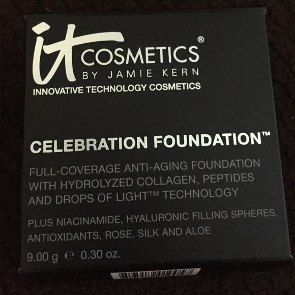 IT Cosmetics Celebration Foundation