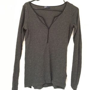 Gap NEW Longsleeve