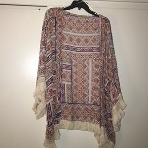 FRINGED TOP