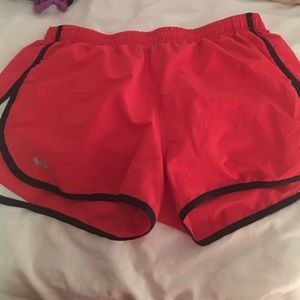Underarmour workout shorts