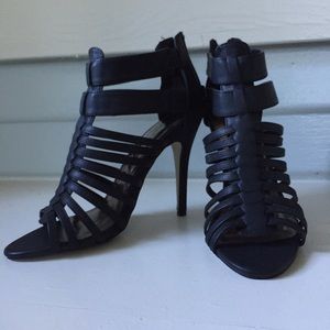 NWOT 4.5" Gladiator Stiletto