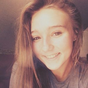 Meet your Posher, Hailey