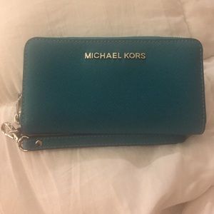 New with out tags Michael Kors wristlet